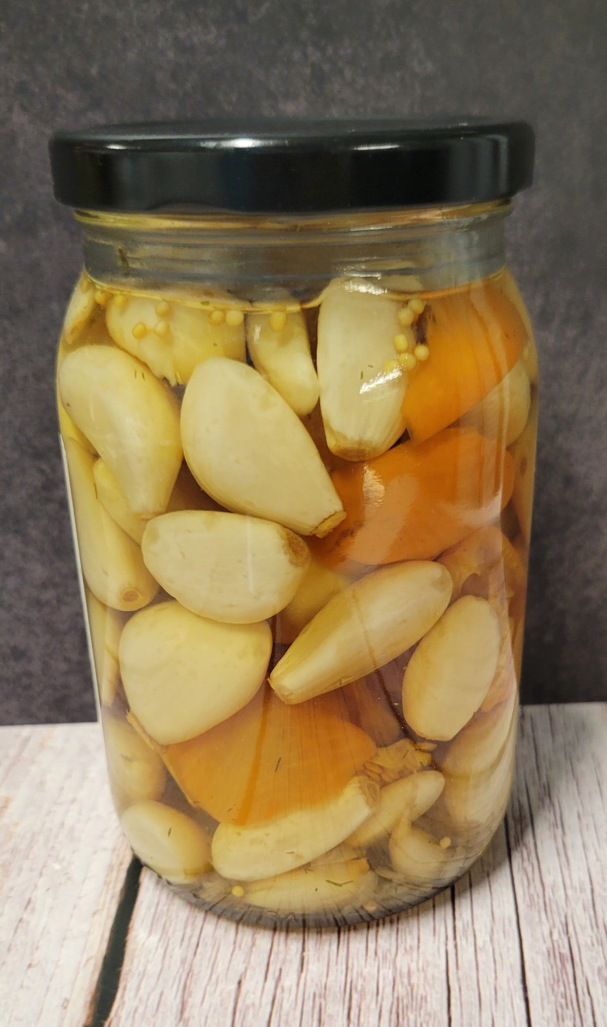 Hot Pickled Garlic - 16 oz