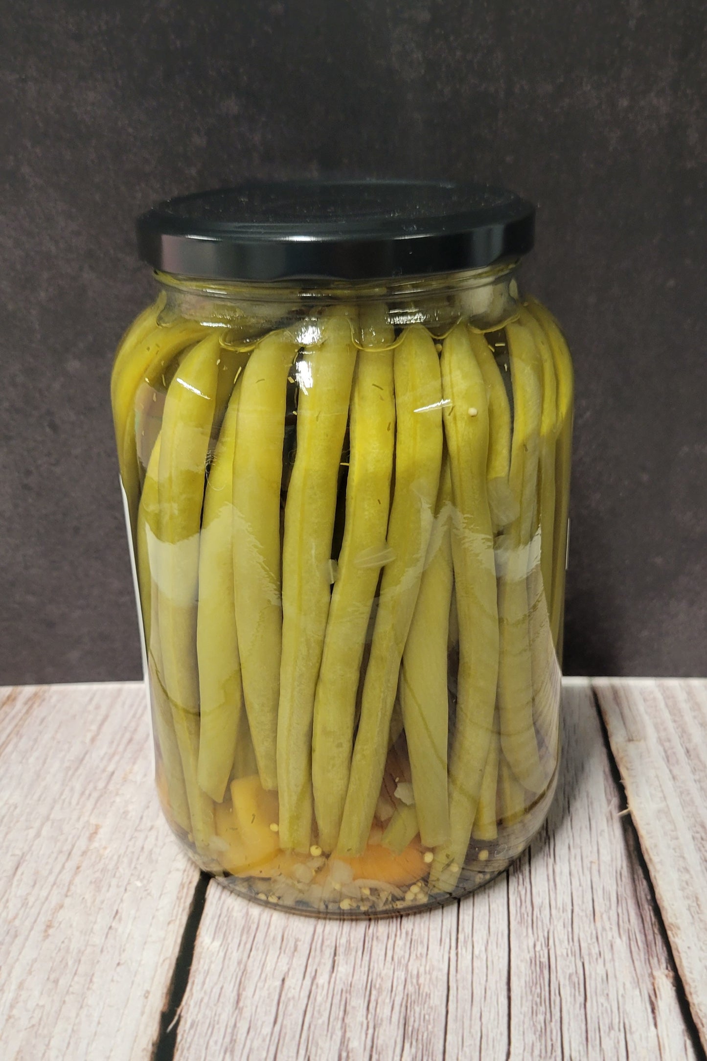 Hot Pickled Green Beans - 32oz